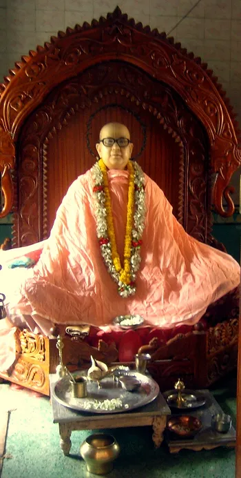 Bhakti Sāraṅga Gosvāmī Mahārāja (2/2)
