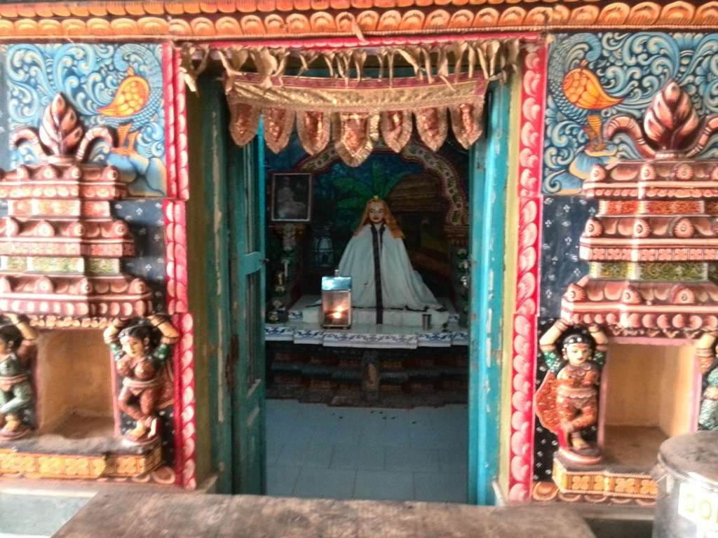 Glories of Gambhīrā and Siddha Bakul